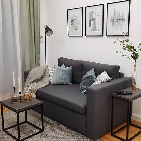 Nina Studio Apartment Биелина Екстериор снимка
