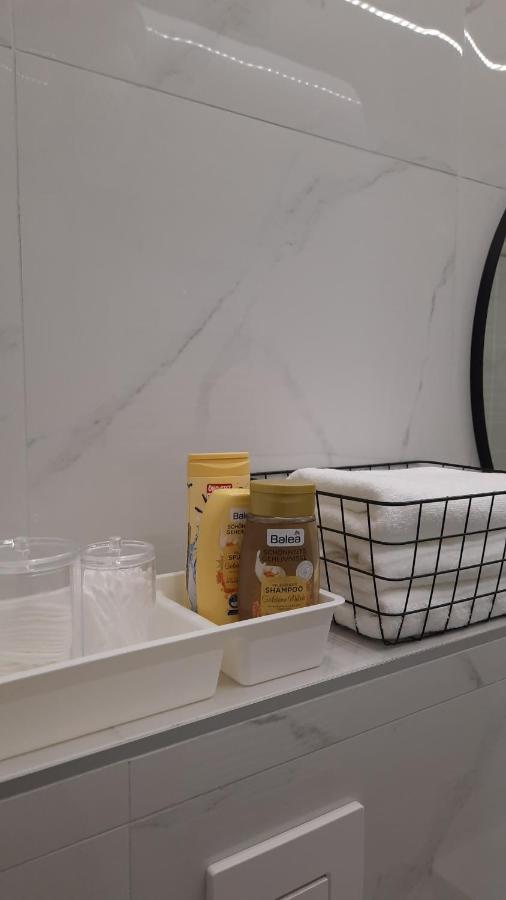 Nina Studio Apartment Биелина Екстериор снимка