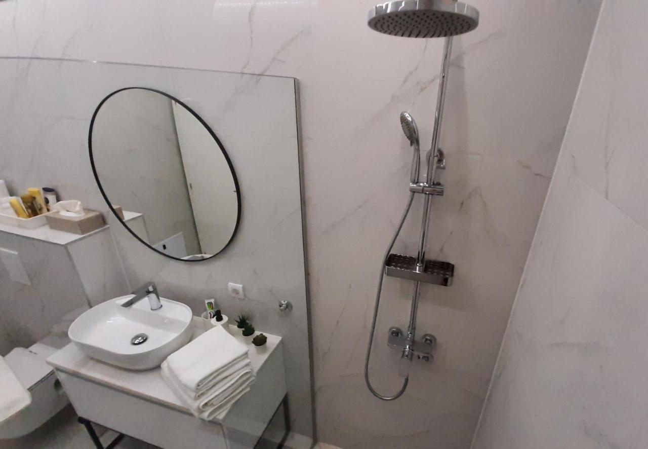 Nina Studio Apartment Биелина Екстериор снимка